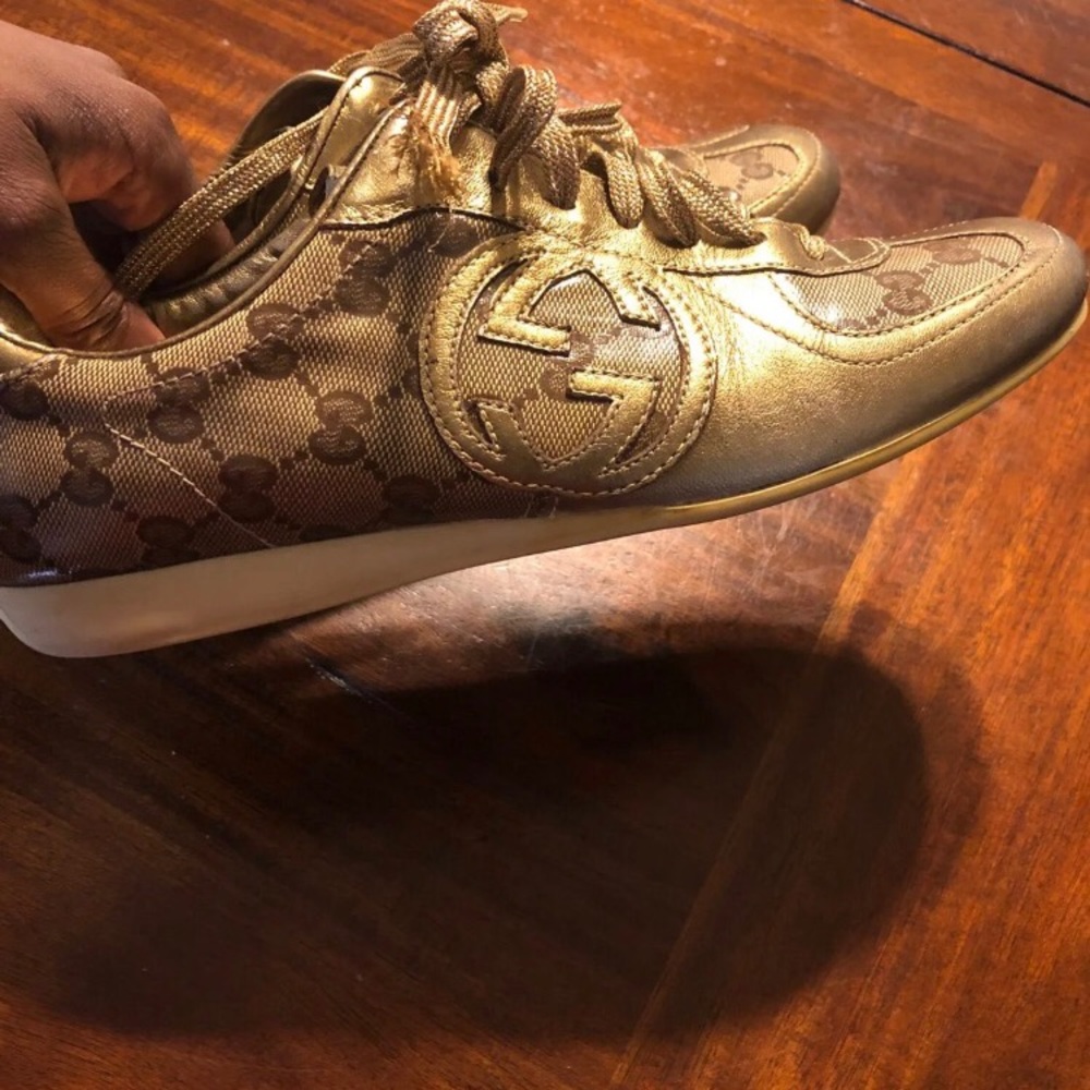 Vintage Gucci sneakers
